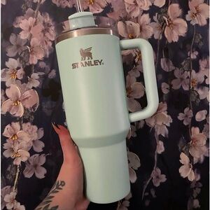 Stanley mint 40oz